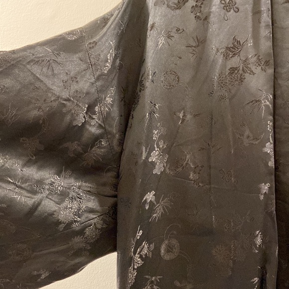 KIMONO | Vintage | Black & Red - Picture 3 of 5